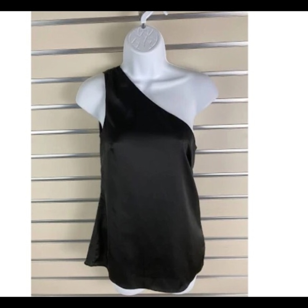 One shoulder black tank top